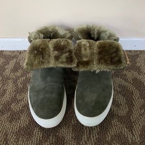 JSLIDES Allie Faux Fur Lined Platform Boot